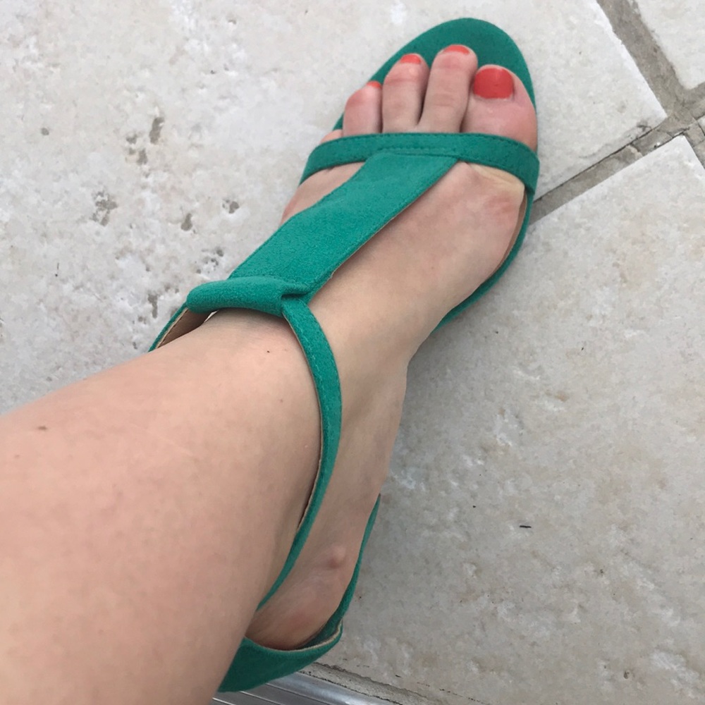 turquoise heels